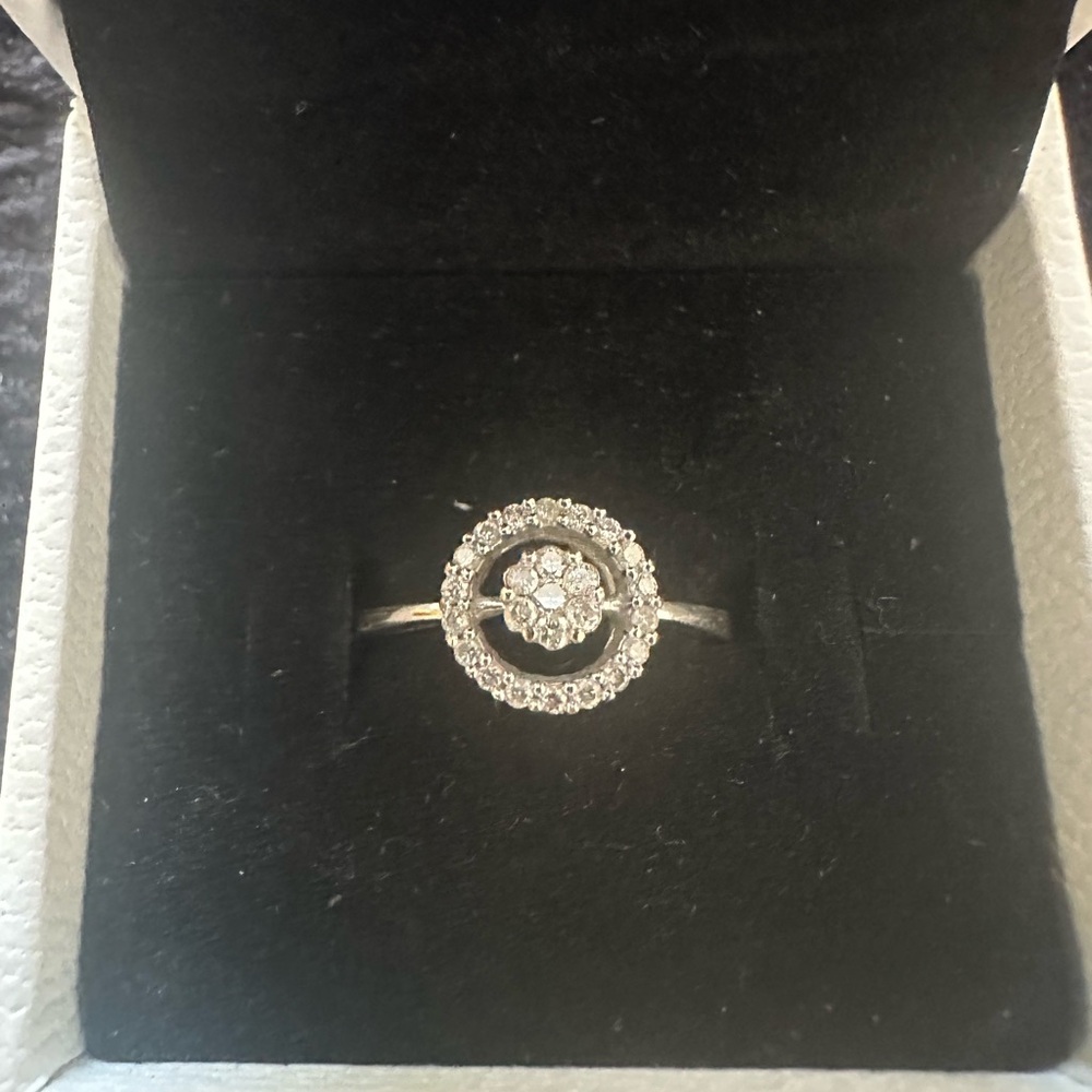Zales White Gold Ring with White Diamonds